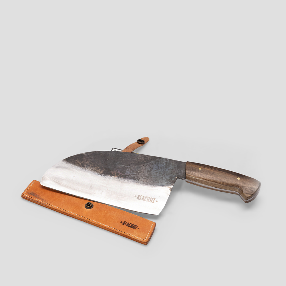 Cuchillo Serbio